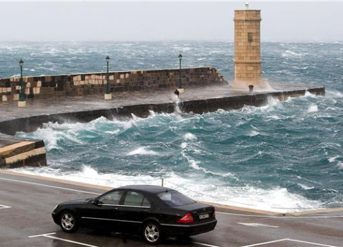 Zbog vjetra ograničenja na Jadranskoj magistrali
