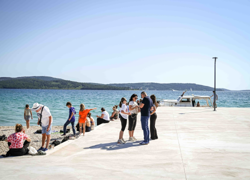 Fotografija 26 - Prvosvibanjska fešta na Jadriji: Neki to vole vruće zagrijali publiku, na Fenikse još stignete