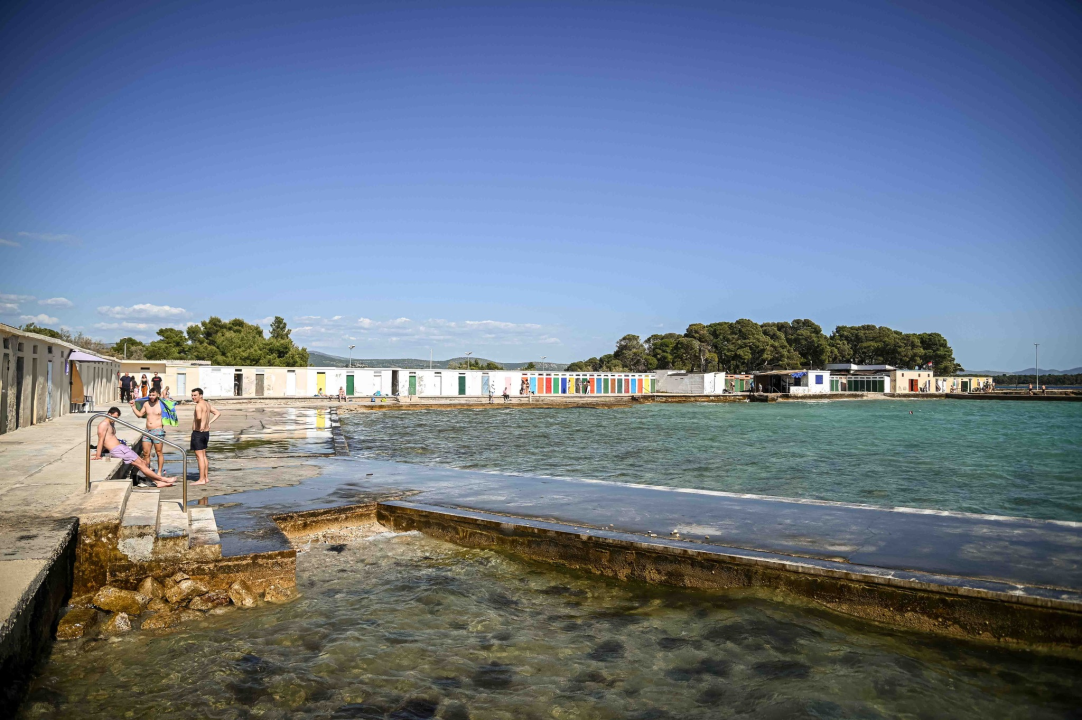 Prvosvibanjska fešta na Jadriji: Neki to vole vruće zagrijali publiku, na Fenikse još stignete