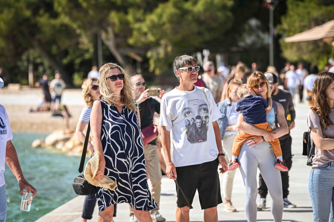 Prvosvibanjska fešta na Jadriji: Neki to vole vruće zagrijali publiku, na Fenikse još stignete