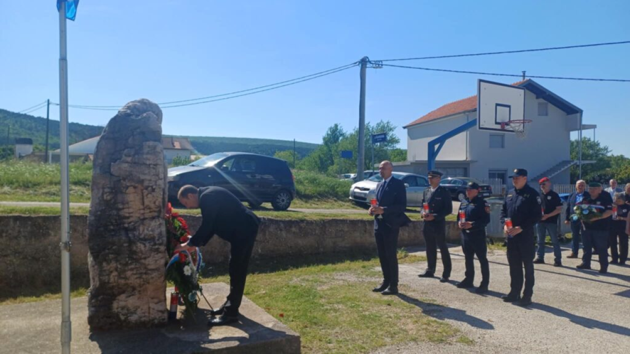 U Kninu obilježena 34. obljetnica napada na sela Potkonje i Vrpolje