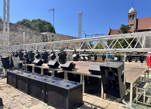 Fotografija 1 - Dvodnevni festival 'SE15:Bis za kraj' starta večeras: Pogledajte kako teku pripreme