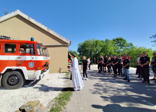 Fotografija 14 - Svečano otvoren novi vatrogasni prostor DVD-a Rupe