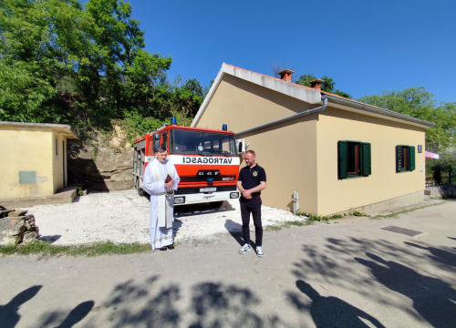 Fotografija 18 - Svečano otvoren novi vatrogasni prostor DVD-a Rupe