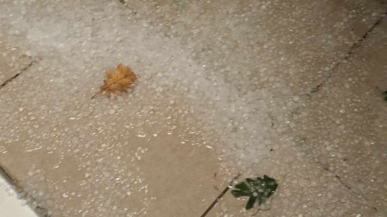 Snažno nevrijeme pogodilo dijelove županije. Murter sinoć prekrila tuča