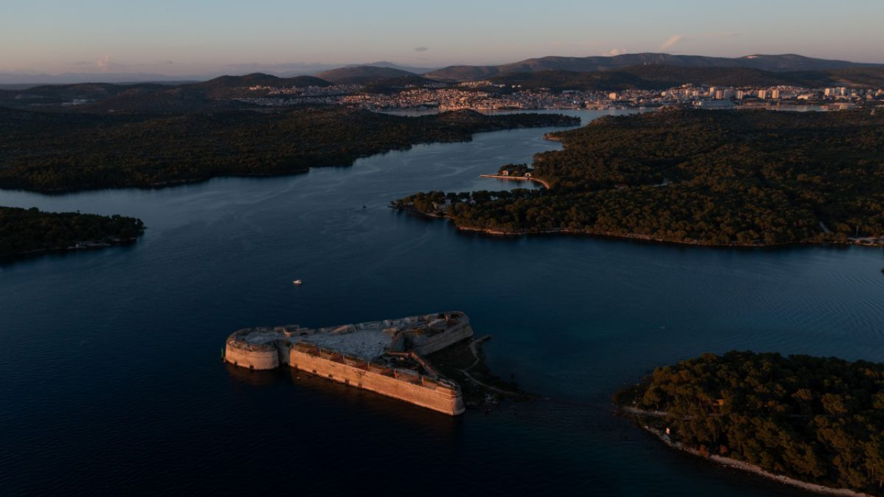 Glazba, priroda i baština isprepleli se u zelenoj Noći tvrđava u Kanalu sv. Ante i na Tvrđavi sv. Nikole