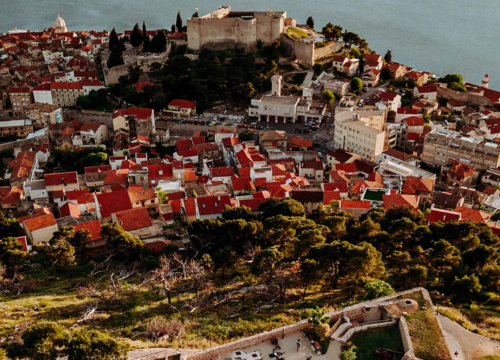 Fotografija 22 - Psihomodo Pop zaključio Noć tvrđava u Šibeniku: Kulturna baština i održivost spojile 75 lokaliteta u 10 europskih zemalja