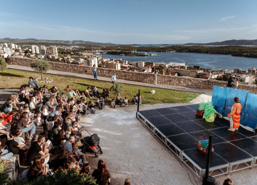 Fotografija 32 - Psihomodo Pop zaključio Noć tvrđava u Šibeniku: Kulturna baština i održivost spojile 75 lokaliteta u 10 europskih zemalja