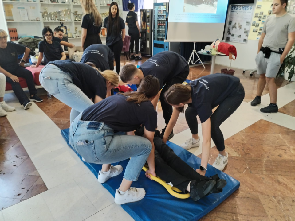Dan otvorenih vrata Medicinske škole Šibenik: 'Vaš će poziv u budućnosti spašavati mnoge živote'