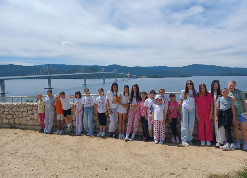 Fotografija 6 - Gimnastičarke Dišpeta uspješne na natjecanju u Dubrovniku