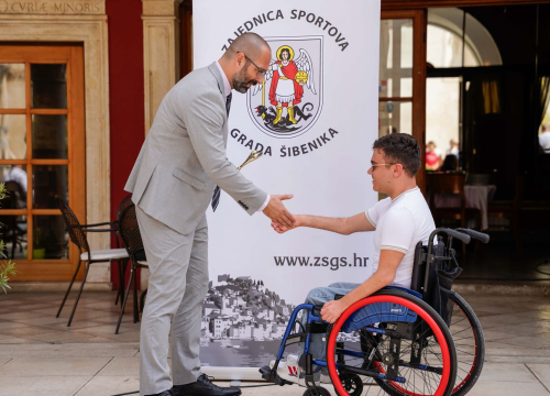 Fotografija 11 - Mladi šibenski sportaši dobili priznanja i nagrade za uspjehe na nedavnim natjecanjima