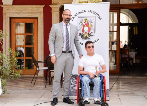 Fotografija 18 - Mladi šibenski sportaši dobili priznanja i nagrade za uspjehe na nedavnim natjecanjima