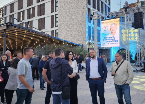 Fotografija 26 - HDZ Šibensko-kninske županije proslavio 35. obljetnicu: Finale slavlja uz šibenski koncert 'Četiri Tenora'