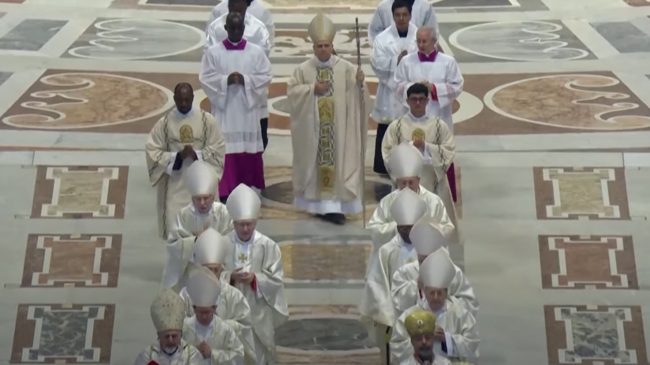 Misom ustoličenja u Vatikanu započeo je pontifikat pape Lava XIV