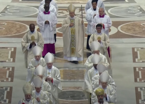 Misom ustoličenja u Vatikanu započeo je pontifikat pape Lava XIV