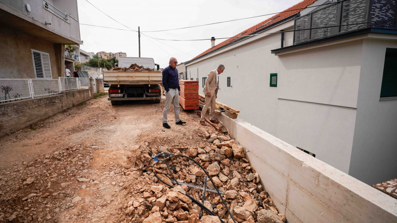 Potporni zid i zamjena instalacija: Radovi u Rendićevoj u punom jeku