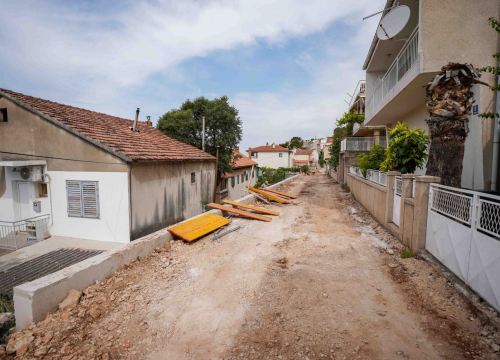 Potporni zid i zamjena instalacija: Radovi u Rendićevoj u punom jeku