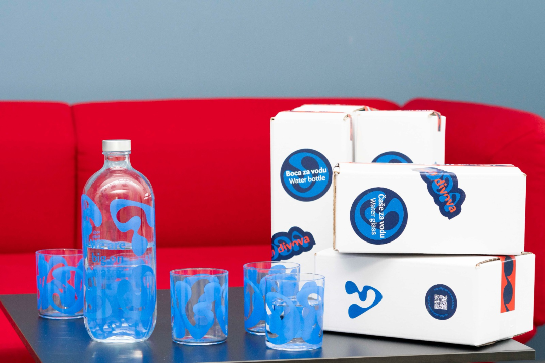 FOTO Voda Malih Divova ulazi u javne institucije