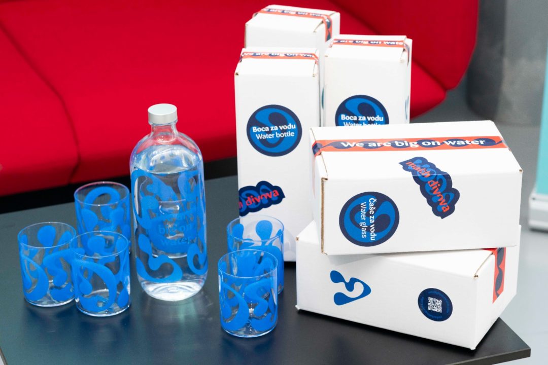 FOTO Voda Malih Divova ulazi u javne institucije