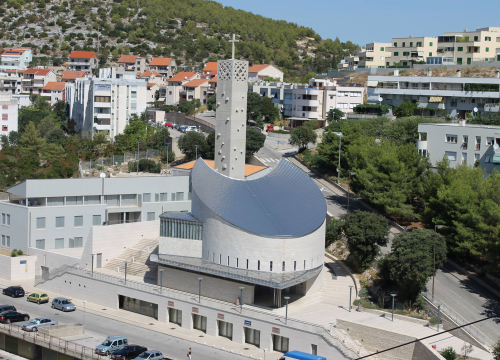 Na Šubićevcu predstava ‘Sedam darova Duha Svetoga’ u kojoj glume osobe s intelektualnim poteškoćama