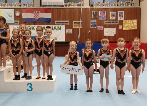 Fotografija 10 - FOTO Gimnastičarke Dišpeta uzele dvije ekipne medalje u Splitu, Roku Zoriću pojedinačno zlato