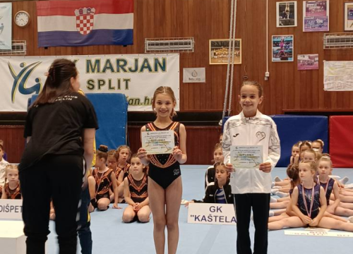 Fotografija 11 - FOTO Gimnastičarke Dišpeta uzele dvije ekipne medalje u Splitu, Roku Zoriću pojedinačno zlato