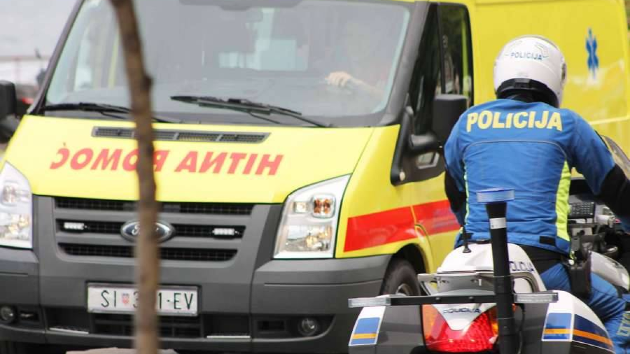 U Primoštenu Nijemac (69) pao s električnog bicikla. S teškim ozljedama prebačen u šibensku bolnicu