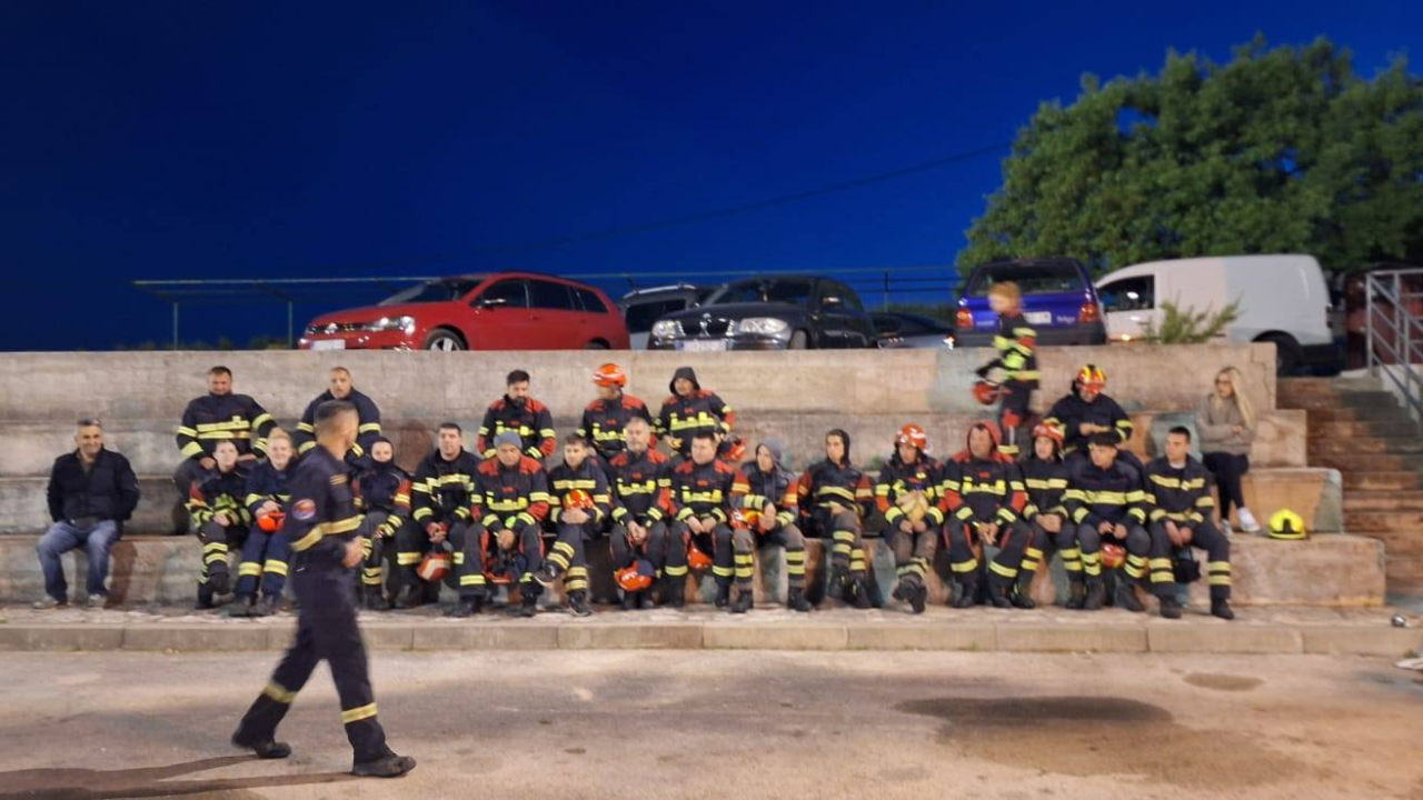 Rupe dobile prvih devet vatrogasaca: 'Hvala svima koji su nam prenijeli vrijedne vještine'