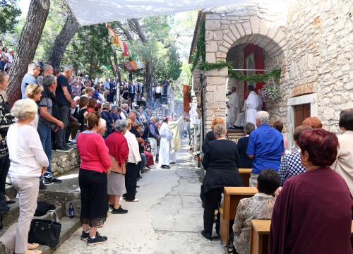 Fotografija 2 - Gospa od Karavaja u Tisnom