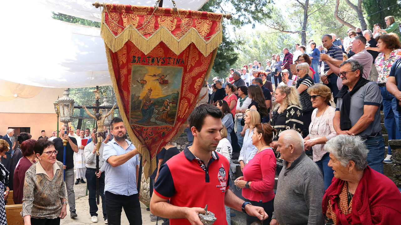 U Tisnom proslavljena Gospa od Karavaja