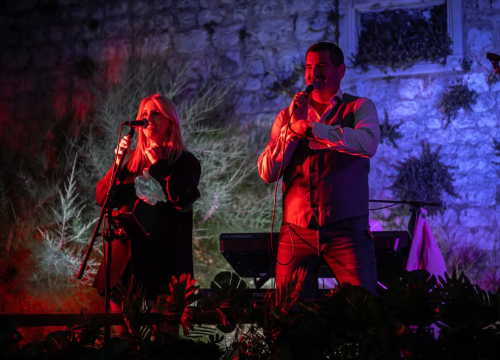 Fotografija 1 - Otvoren Šibenik Spring festival: Peco rasplesao pun Perivoj Roberta Visianija