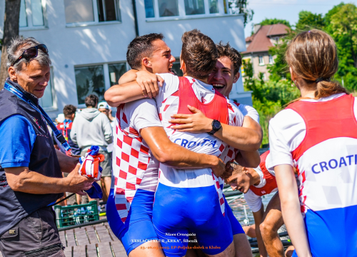 Fotografija 4 - Doček članova VK Krka