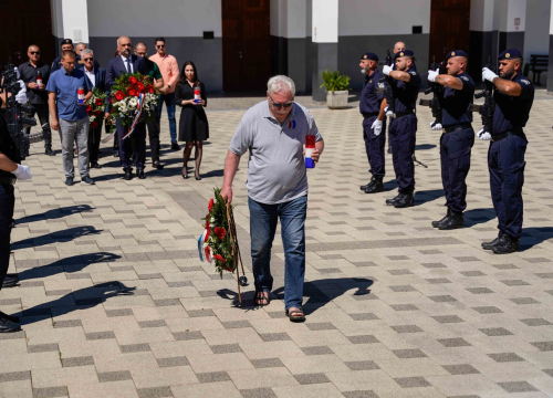 Fotografija 4 - Polaganje vijenaca na Kvanju