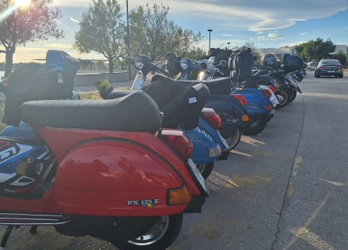 Fotografija 3 - Vespaši ponovno zavladali Šibenikom: Održan 10. susret šibenskog Vespa kluba