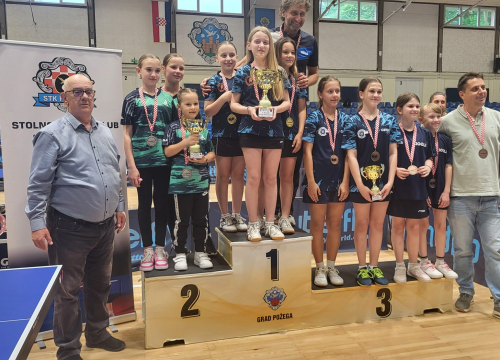 Fotografija 9 - FOTO Stolnotenisačice Šibenika uspješne u Požegi: Najmlađe kadetkinje prvakinje Hrvatske