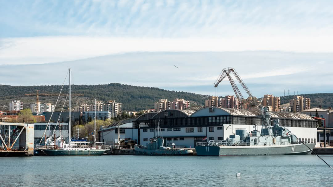 Šibensko Iskra brodogradilište isporučilo dvije brodice za spašavanje na moru