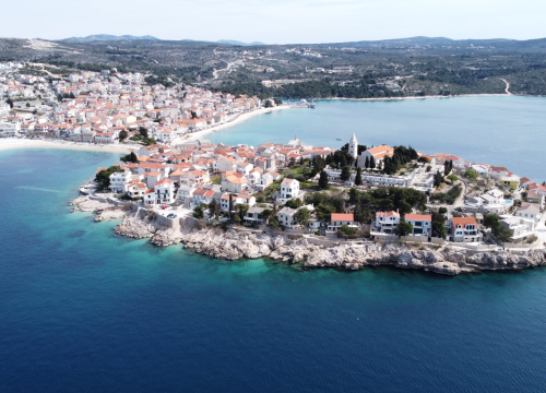 Od zagonetne gradine do čarobnih vinograda: U petak predstavljanje knjige Roka Ivande u Primoštenu