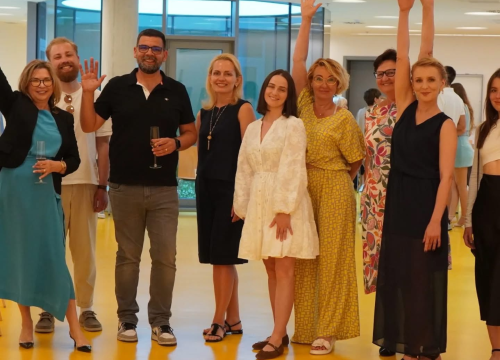 Fotografija 6 - Umjetnost kao štit: Tvrđava sv. Ivana ugostila izložbu ukrajinskih umjetnika i djece