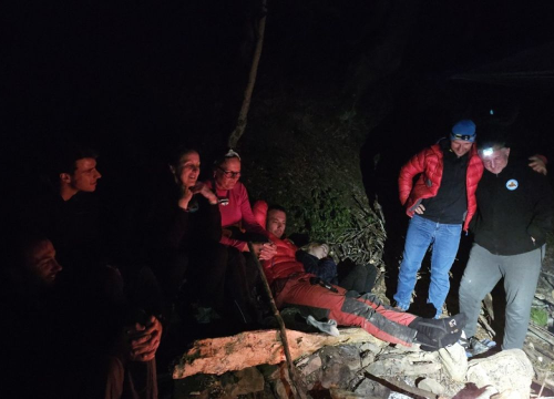 Fotografija 1 - Šibenski speleolozi pripremaju jamu Punar za veliku međunarodnu speleoronilačku ekspediciju