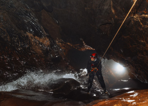 Fotografija 5 - Šibenski speleolozi pripremaju jamu Punar za veliku međunarodnu speleoronilačku ekspediciju