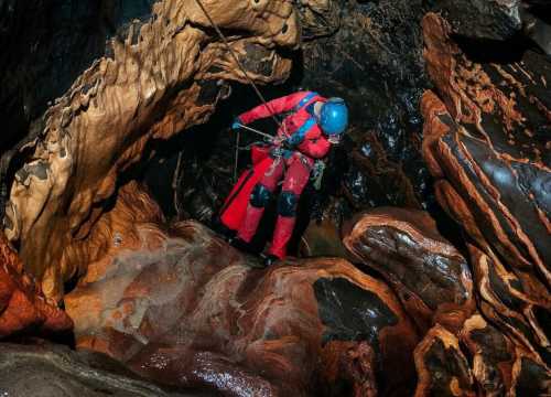 Fotografija 7 - Šibenski speleolozi pripremaju jamu Punar za veliku međunarodnu speleoronilačku ekspediciju