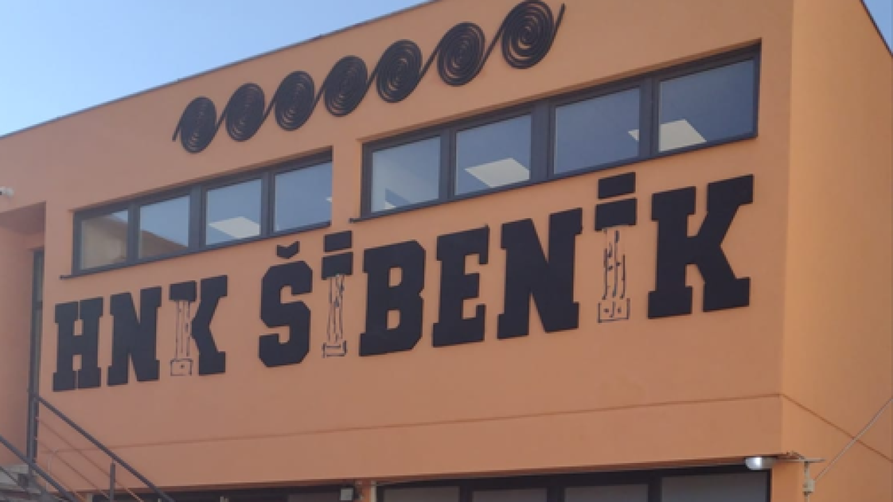 Je li vijest da je Šibenik dobio licencu tempirana s izborima? 'Kad tribaju 'bodovi' onda se sve obećava, a danas se već peru ruke'