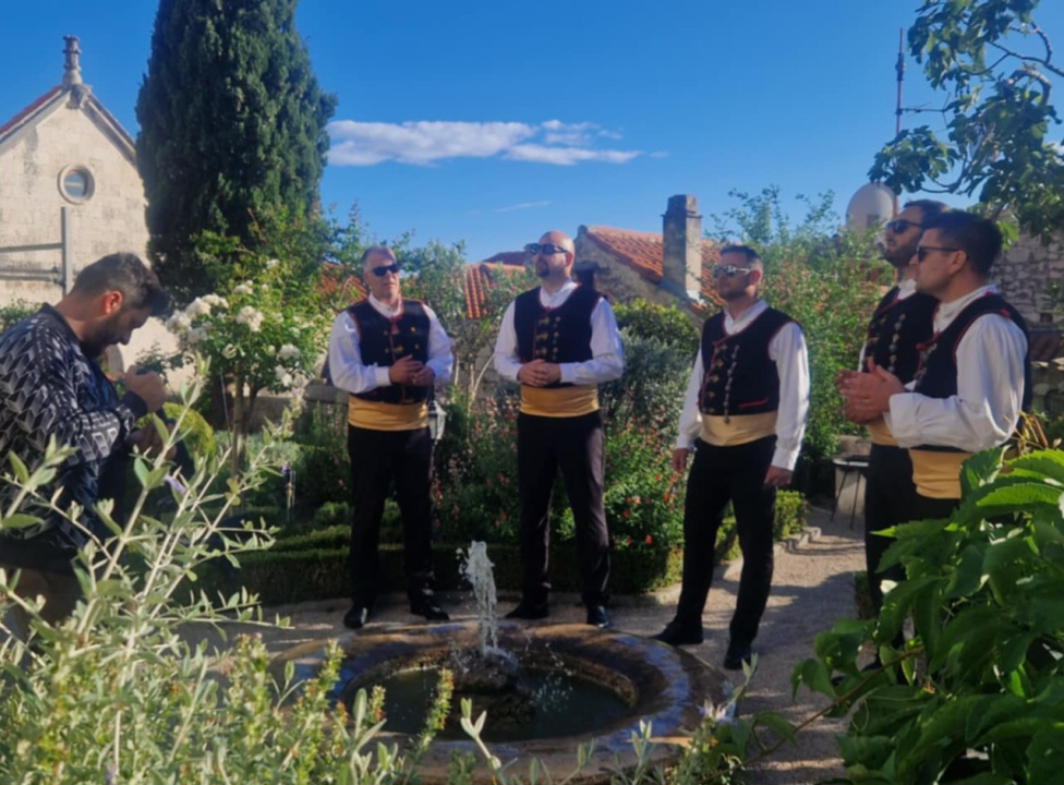 'Nisan ti zamiri' - nova festivalska pjesma s potpisom Bubice i Sebenica