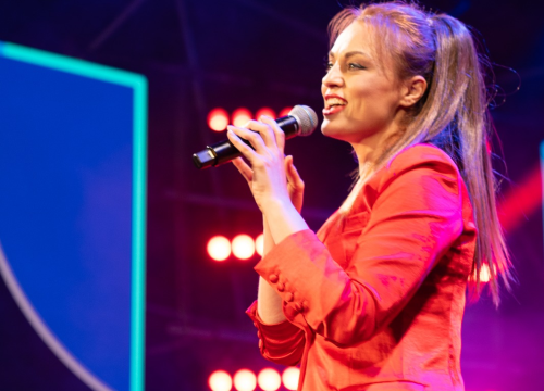 Fotografija 31 - Završen 17. CMC festival: Izvođač godine 2024. Mladen Grdović, posebno priznanje Nedi Ukraden