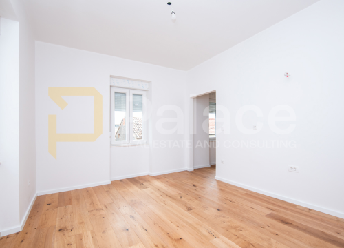 Fotografija 2 - FOTO Kompletno renoviran dvosoban stan na Baldekinu – idealna kombinacija lokacije i modernog uređenja