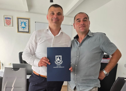 Šime Ježina službeno preuzeo dužnost načelnika Općine Murter–Kornati: 'Vaša podrška me obvezuje'