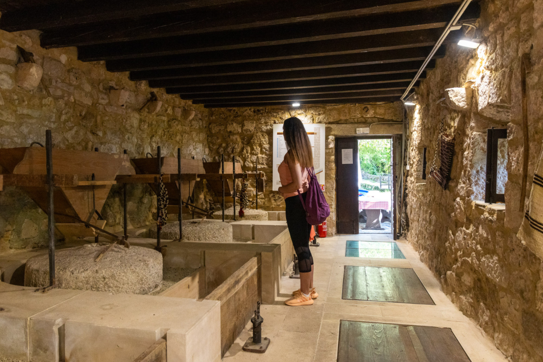 FOTO Ogrlice sred kanjona rijeke Krke