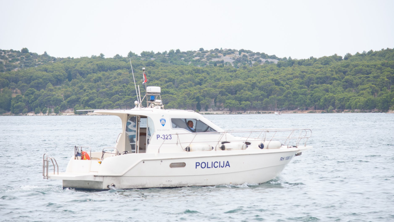 Zbog nedozvoljenog glisiranja šibenska policija kaznila 11 stranih i četvero hrvatskih državljana