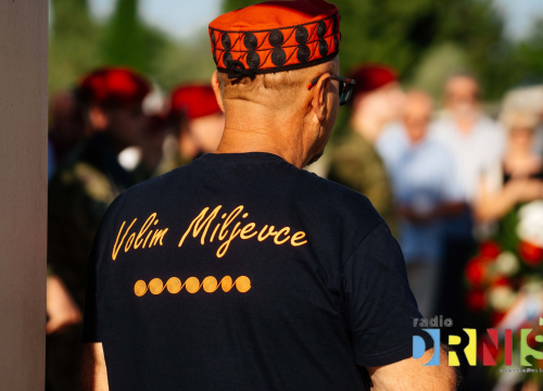 Polaganjem vijenaca obilježena 33. obljetnica oslobađanja Miljevaca