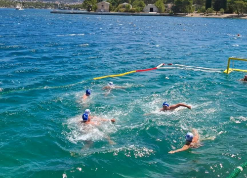 Fotografija 4 - U Kanalu sv. Ante održan amaterski vaterpolski turnir